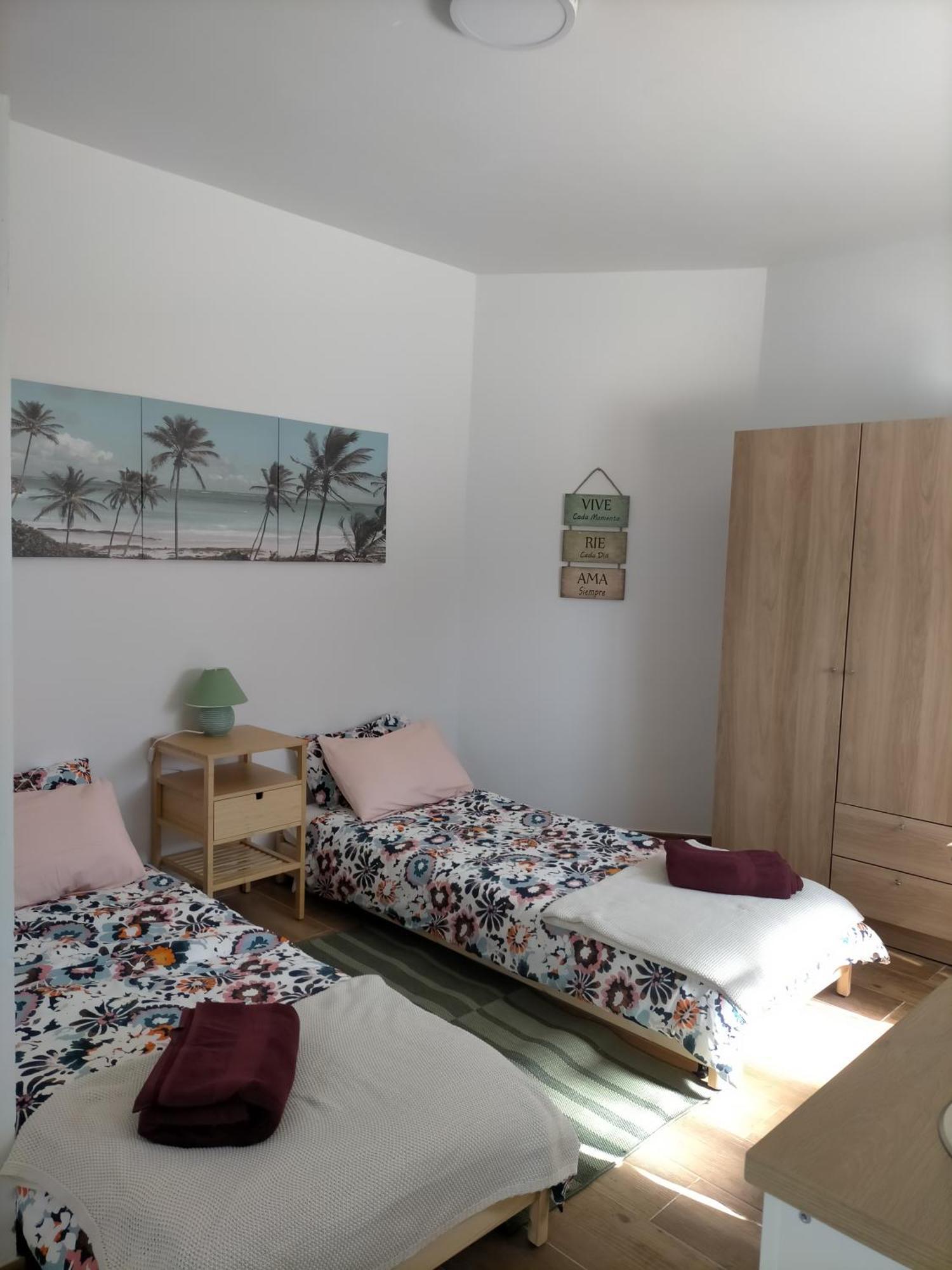 Casa Plaza San Nicolas De Bari Sardina エクステリア 写真