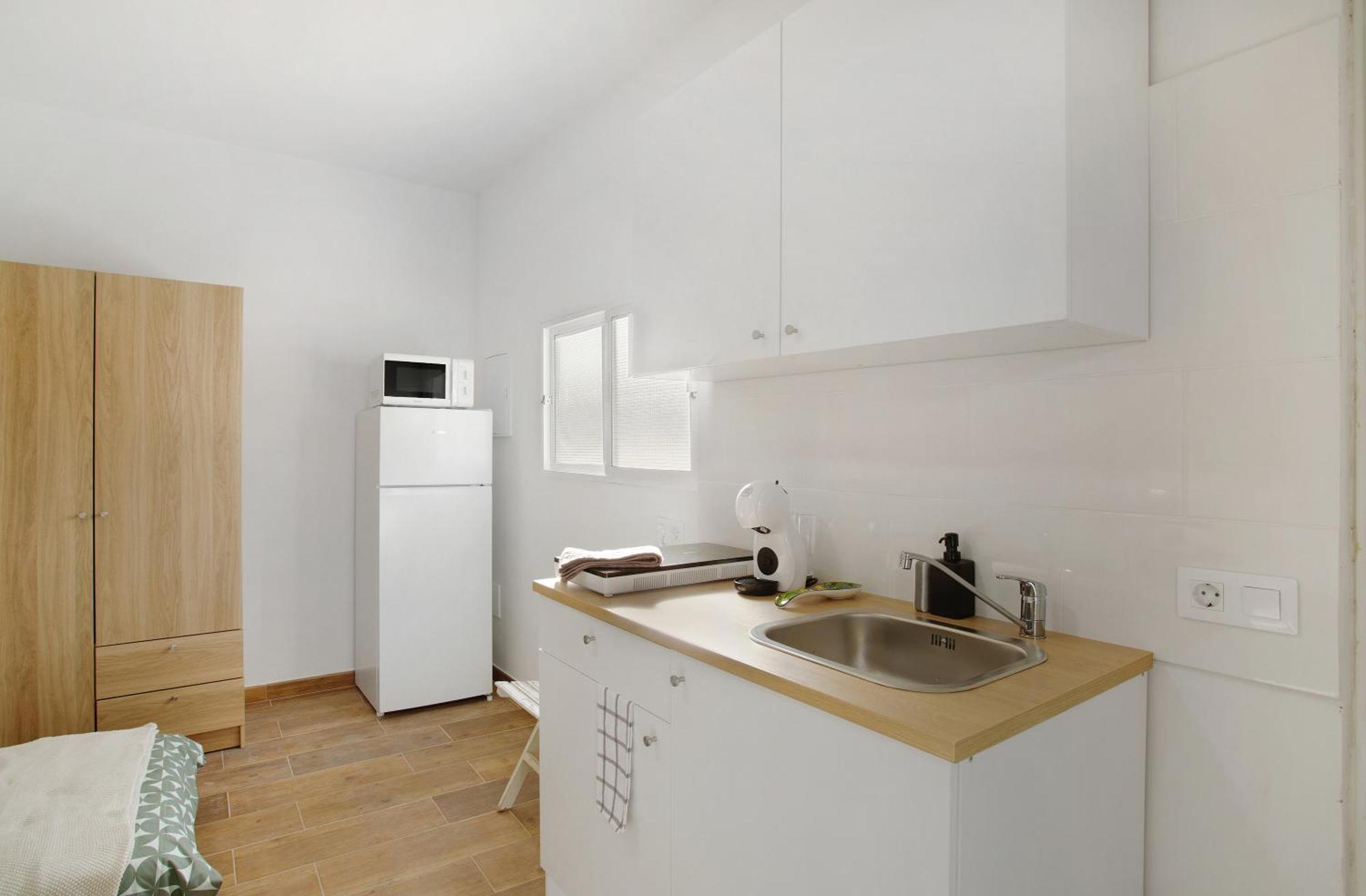 Casa Plaza San Nicolas De Bari Sardina エクステリア 写真